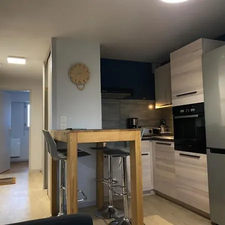 Apartment Pres De La Avec Balcon Et Parking Prive - Fr-1-336-69 Longeville-sur-Mer