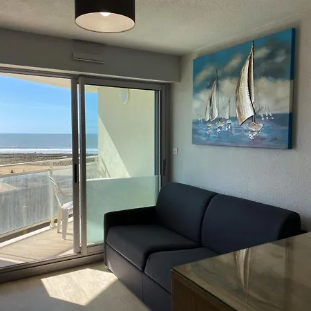 Près De La Avec Balcon Et Parking Privé - Fr-1-336-69 Longeville-sur-Mer