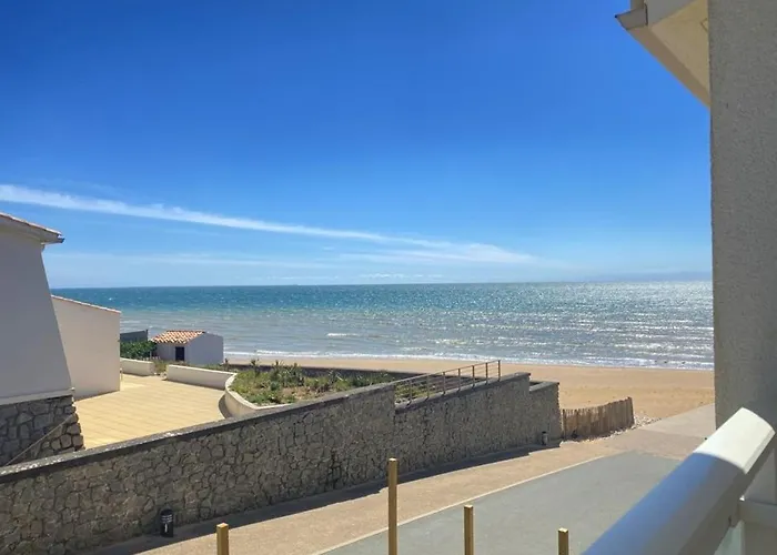 Pres De La Avec Balcon Et Parking Prive - Fr-1-336-69 * Longeville-sur-Mer